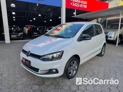 Volkswagen FOX CONNECT 1.6 8V na cor Branca em Joinville / SC - 6640299