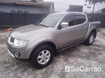 Mitsubishi L-200 CD TRITON 4X4 3.2 16V 180CV AT na cor Prata em Curitiba / PR - 6879599