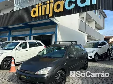 Ford FOCUS HATCH 1.6L na cor Preta em Joinville / SC - 6775028