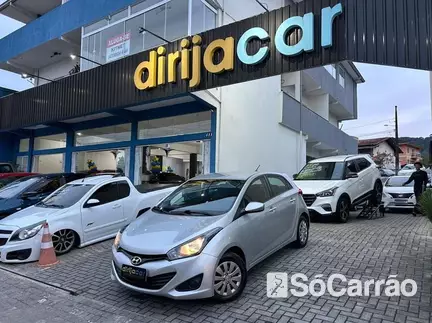Hyundai HB20 COMFORT PLUS 1.6 16V MT6 na cor Prata em Joinville / SC - 6775070