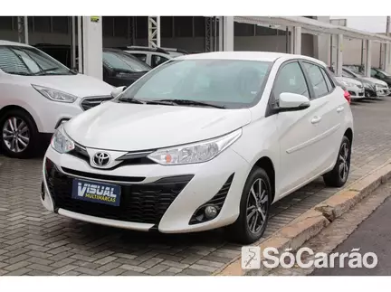 Toyota YARIS HATCH XS 1.5 16V CVT na cor Branca em Curitiba / PR - 6936576