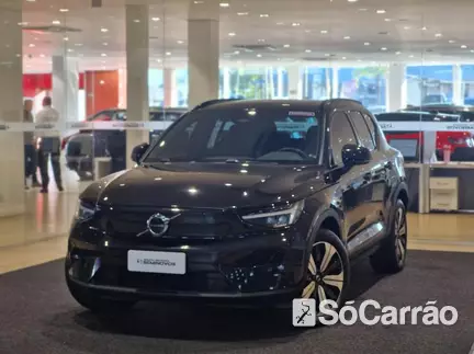 Volvo XC40 BEV 69KWH RECHARGE PLUS na cor Preta em Curitiba / PR - 6937909